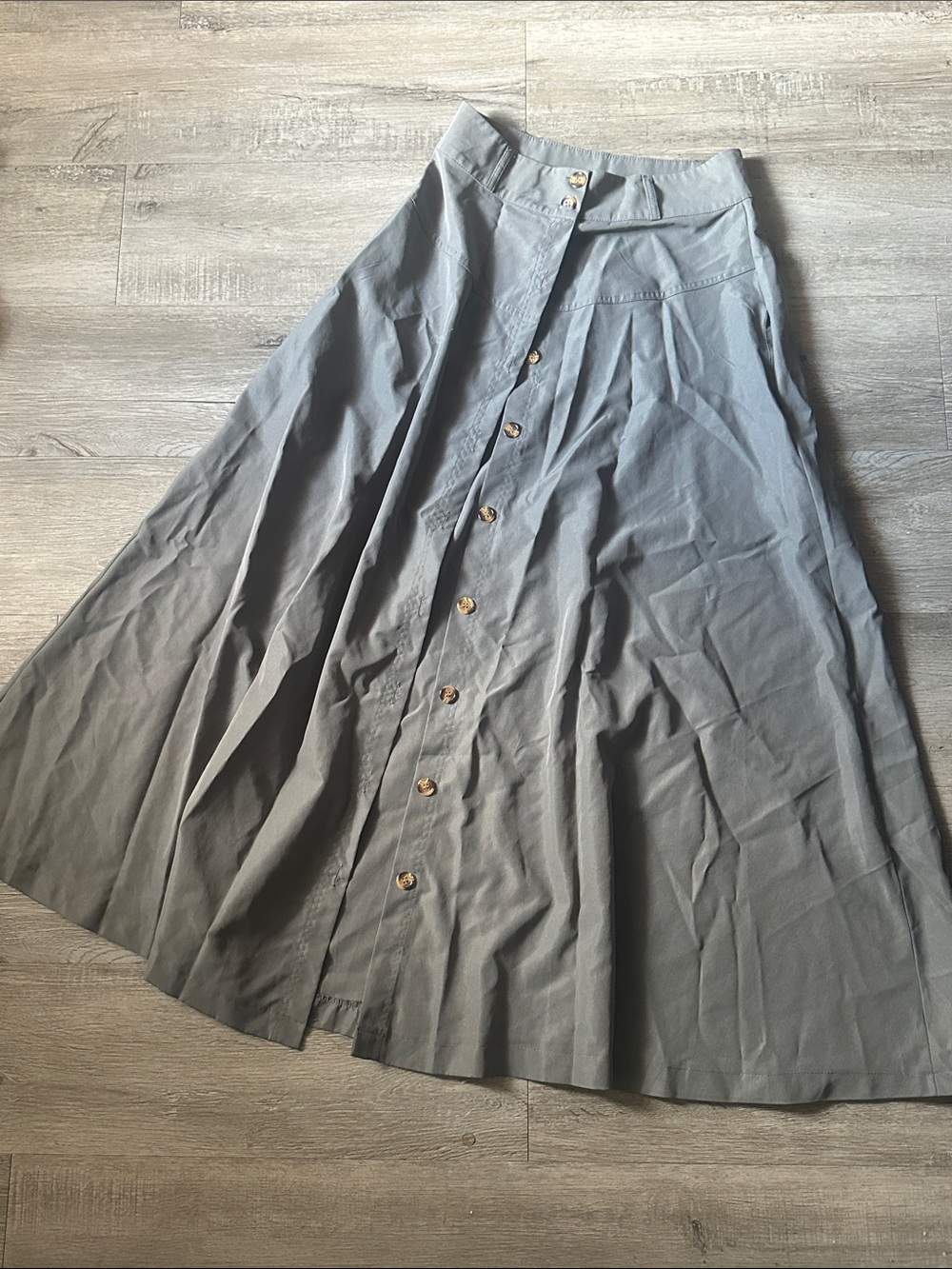 Women's Gray Button-Front A-Line Skirt
